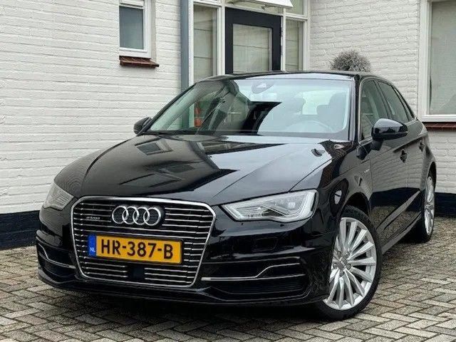 Audi A3 Sportback 1.4 e-tron PHEV 204 PK| navi | sitz