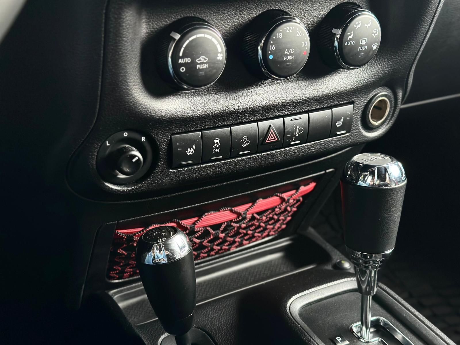 JEEP Wrangler 3.6 JK UNLIMITED RUBICON RECON EDITION - Image 12