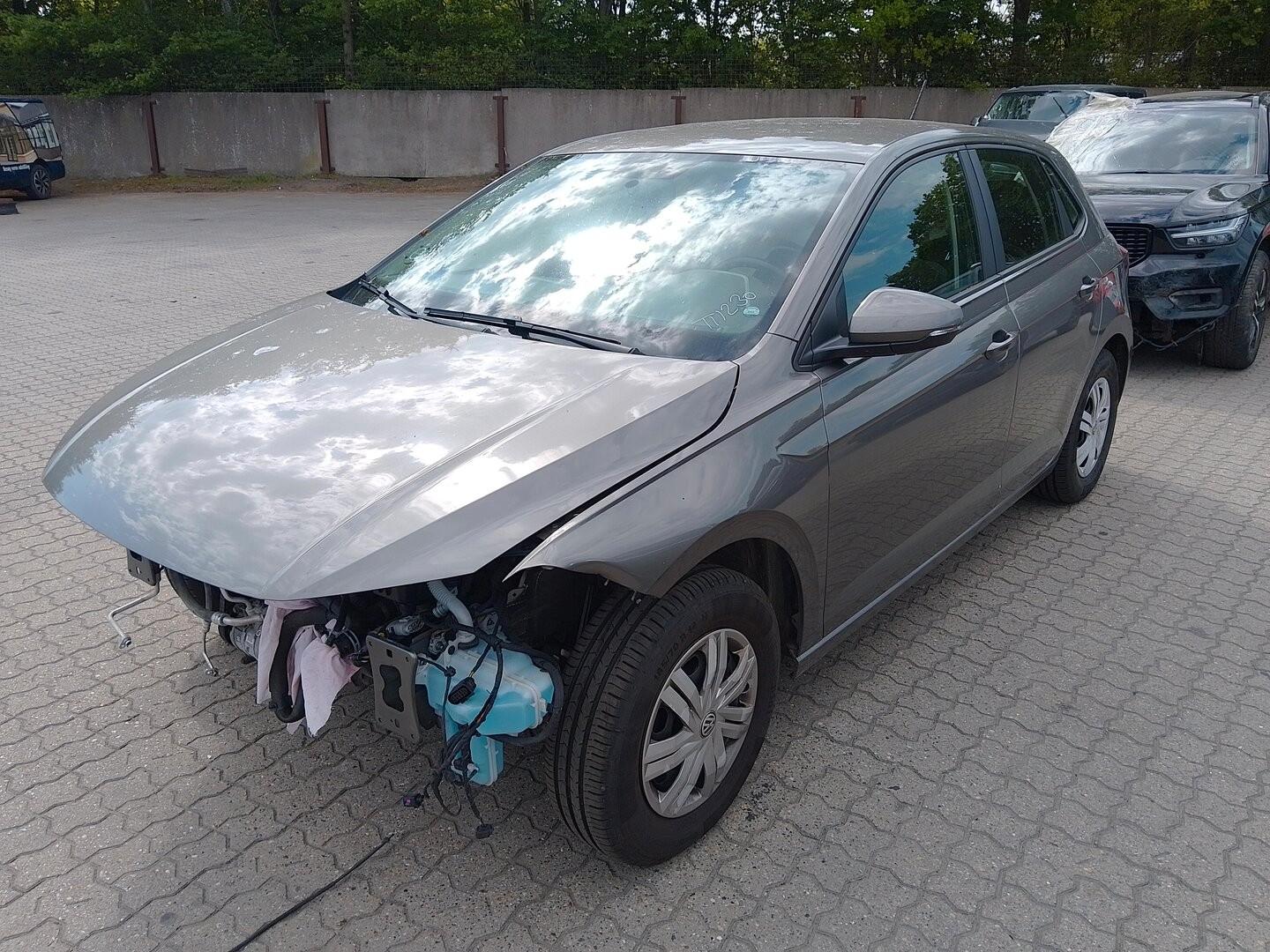 Volkswagen Polo VI Trendline