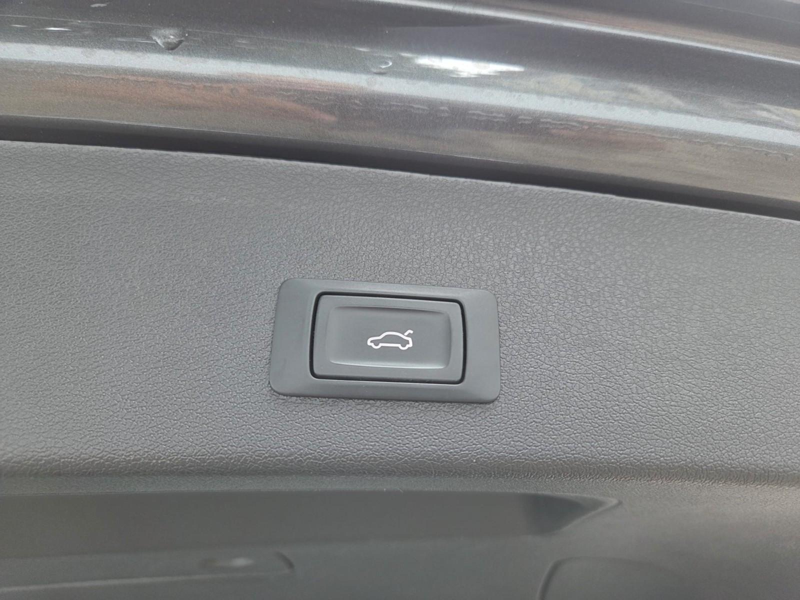 Audi Q5 2.0 TDI S tronic S-line Xenon Navi LED
