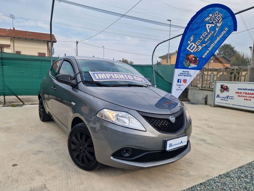 Image of Lancia Ypsilon
