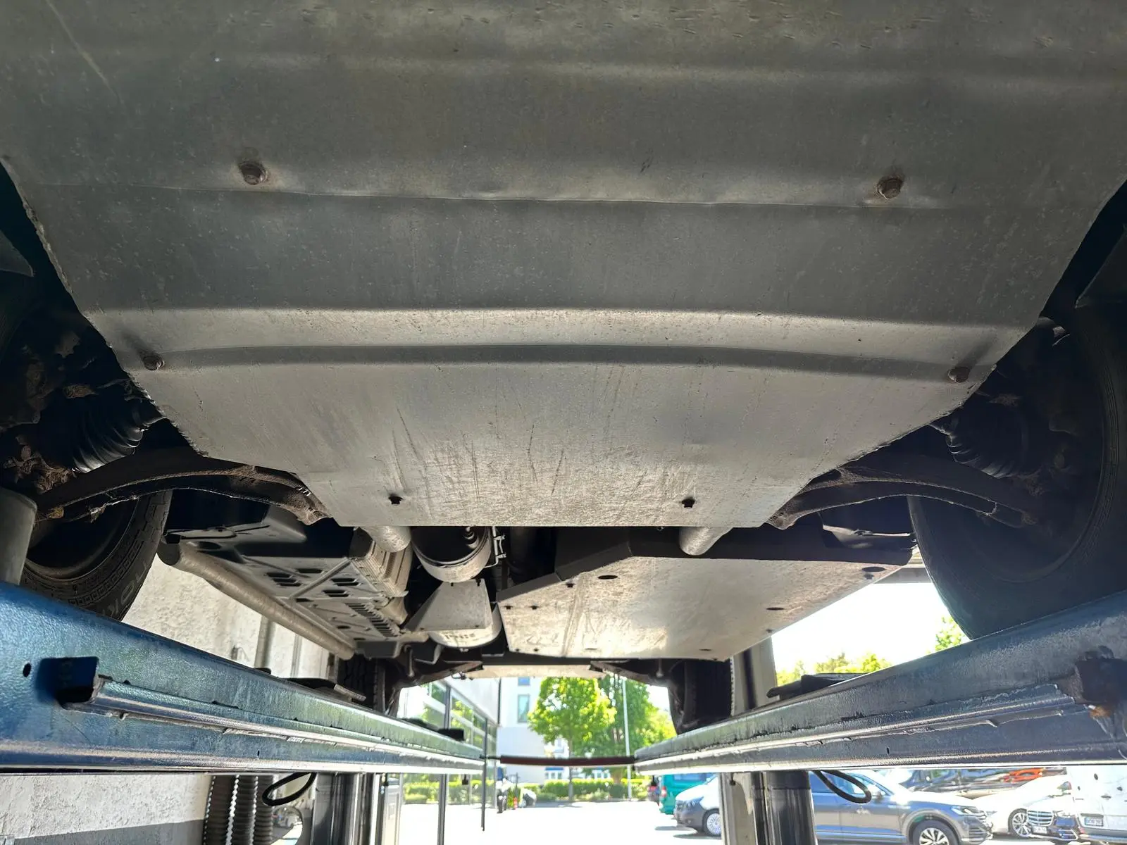 Volkswagen T5 WIDDER 4MOTION ROCKTON SEIKEL BUNDESWEHR OFFR