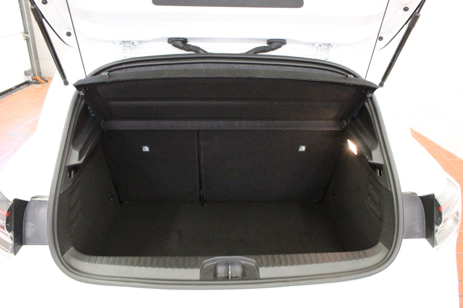 Fahrzeugabbildung Renault Clio E-Tech Full Hybrid 145 Esprit Alpine