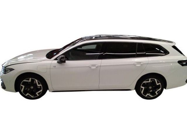 Volkswagen Passat - Bild 4