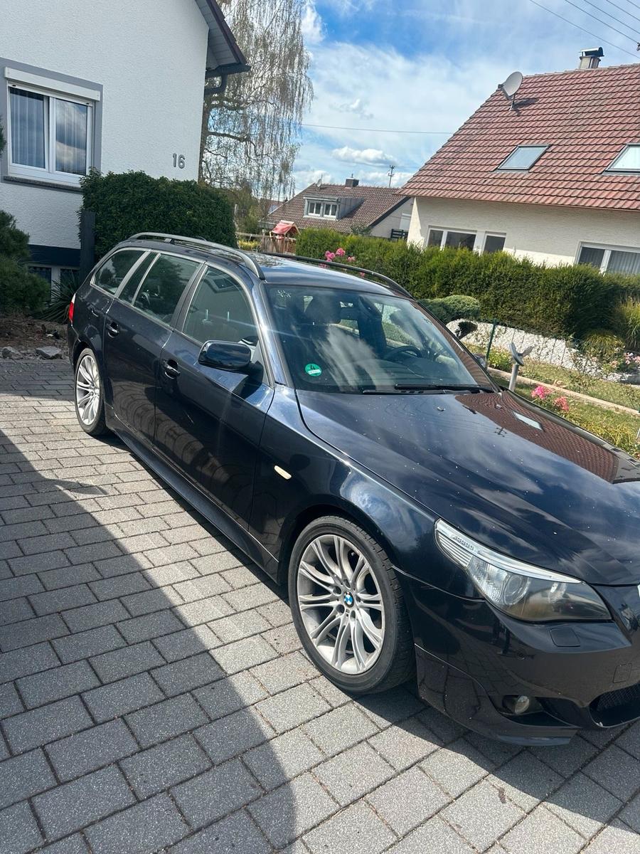 BMW 530 2006 — interior