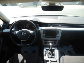 Volkswagen Passat Variant - 10