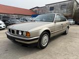 BMW 520i E34 Lim.*6-ZYLINDER*2-HAND*MANUAL* - BMW aus 1989: 3.5