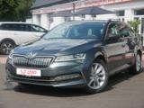 Skoda Superb Combi Style iV LED Navi Sitzheizung AHK - Skoda Superb Style mit Hybrid-Antrieb (Benzin/Elektro)