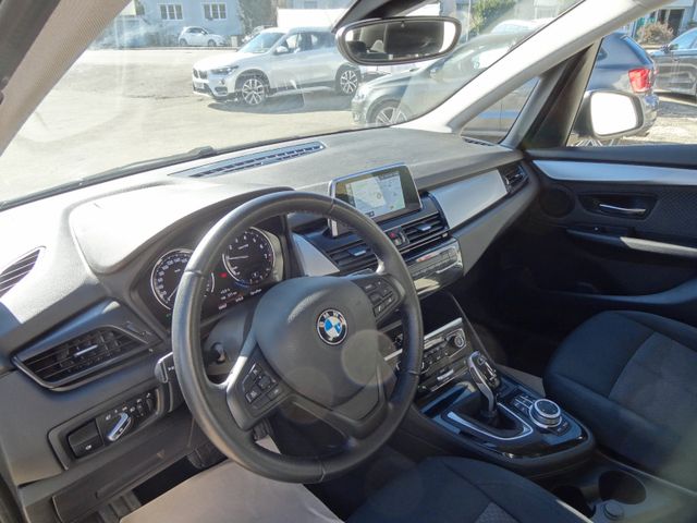 Fahrzeugabbildung BMW 218 Active Tourer/Automatik/Kamera/1.Hd/59.900km