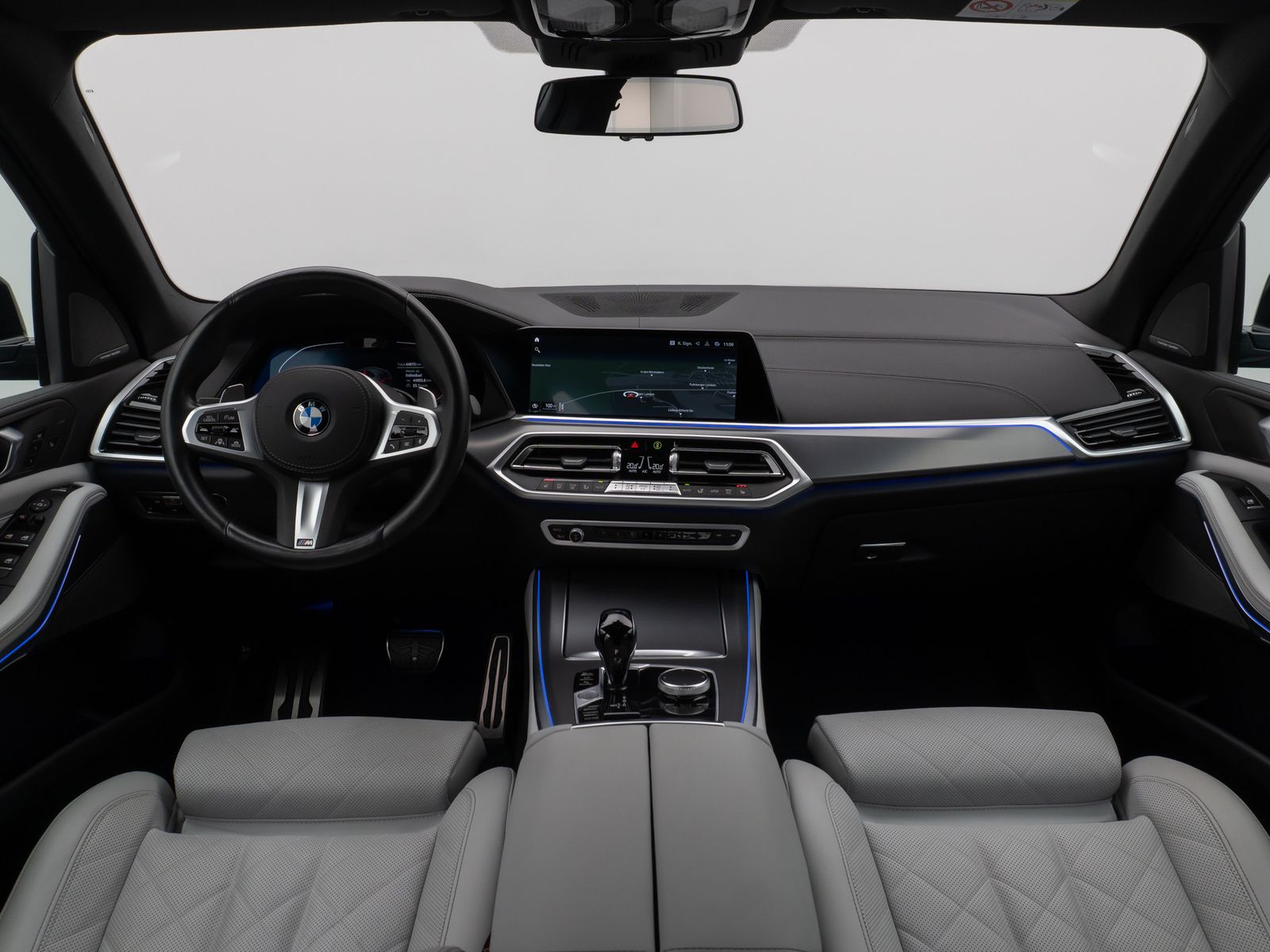 Fahrzeugabbildung BMW X5 xD30d M Sport 360°HUD DAB H/K ACC Komfort 21"