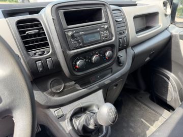 Renault Trafic - 11