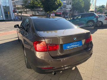 BMW 320 - 4