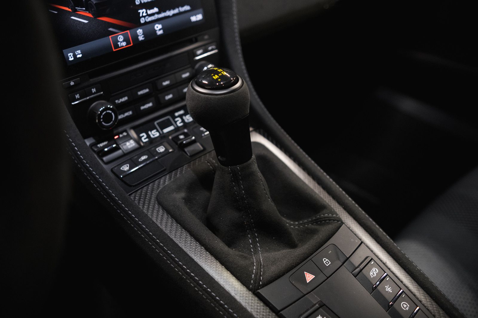 Fahrzeugabbildung Porsche 718 GT4 RS-Weissach-Clubsport-Lift-LED-Kam.-90 L