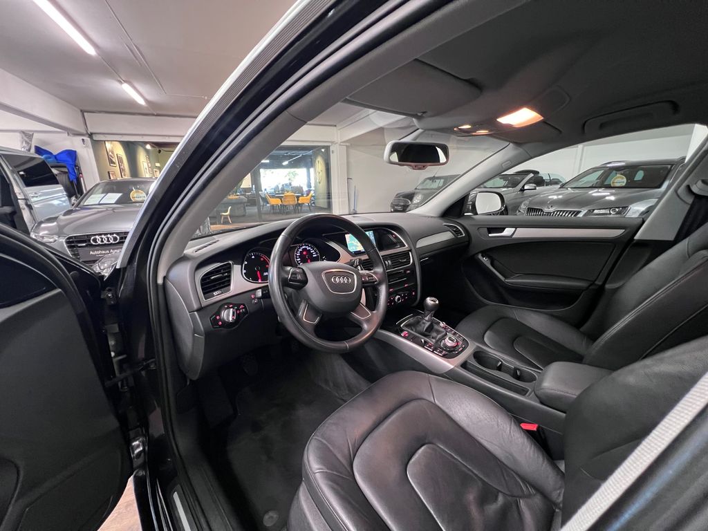 Audi A4 AVANT 2.0 TDI/ 1.HAND/ GARANTIE/ WENIG KM/ Audi A4 AVANT 2.0 TDI/ 1.HAND/ GARANTIE/ WENIG KM/