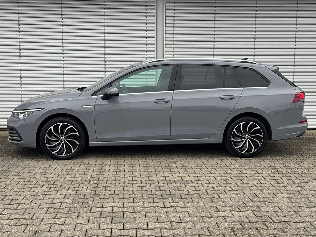 Golf VIII Variant 1.5 eTSI STYLE *DCC*STDHZG*