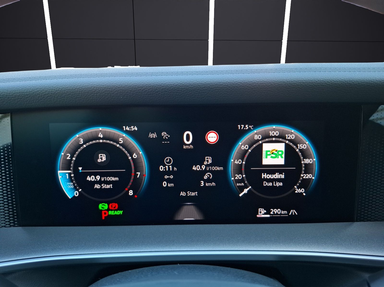 Fahrzeugabbildung Volkswagen Tayron eTSI Life DSG LED AHK Navi AID ACC RFK SH