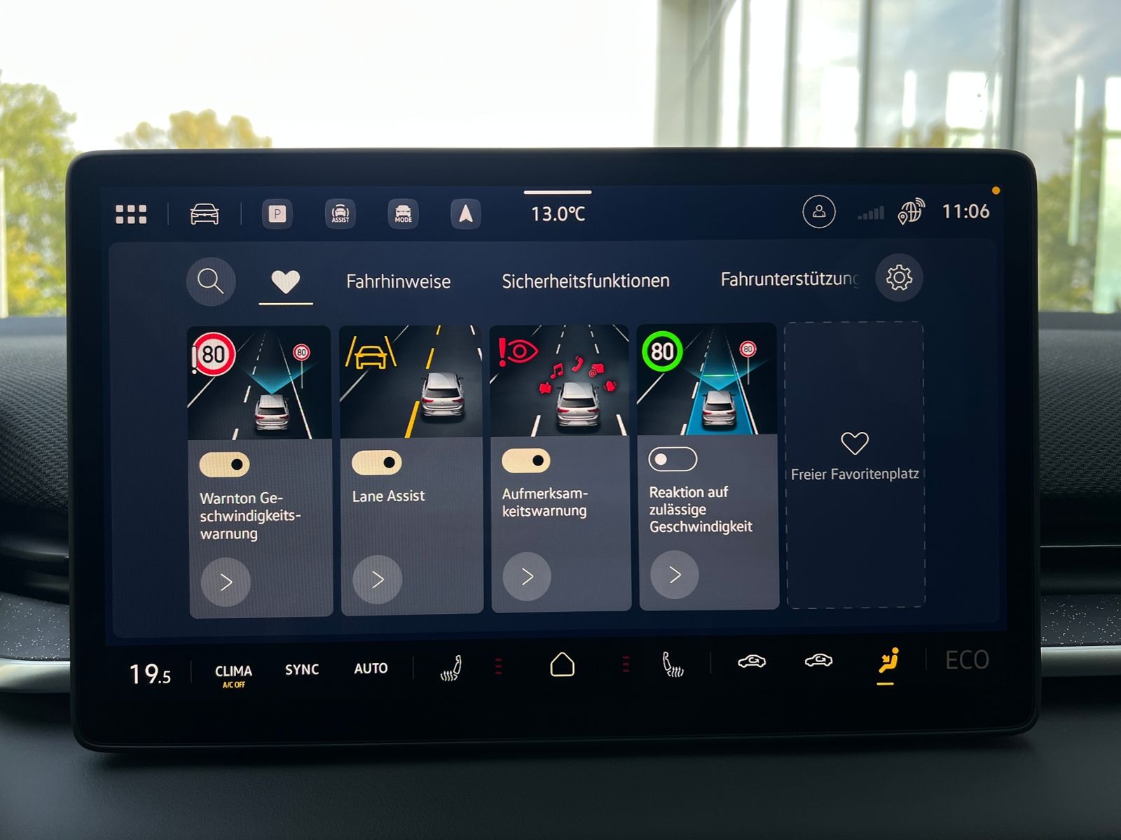 Fahrzeugabbildung Volkswagen ID.3 NEO Style 58 kWh *Wärmepumpe, Navi, Kamera*