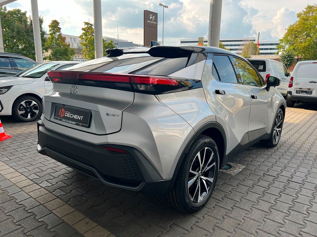 Fahrzeugabbildung Toyota C-HR 1.8 Hybrid FWD Teamplayer Technikpaket