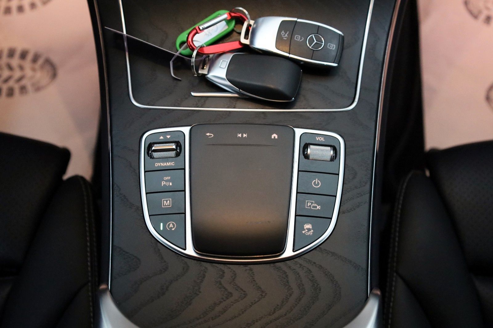 Fahrzeugabbildung Mercedes-Benz GLC 220d Coupe 4M Leder,Navi,LED,SH,Night/Park-P