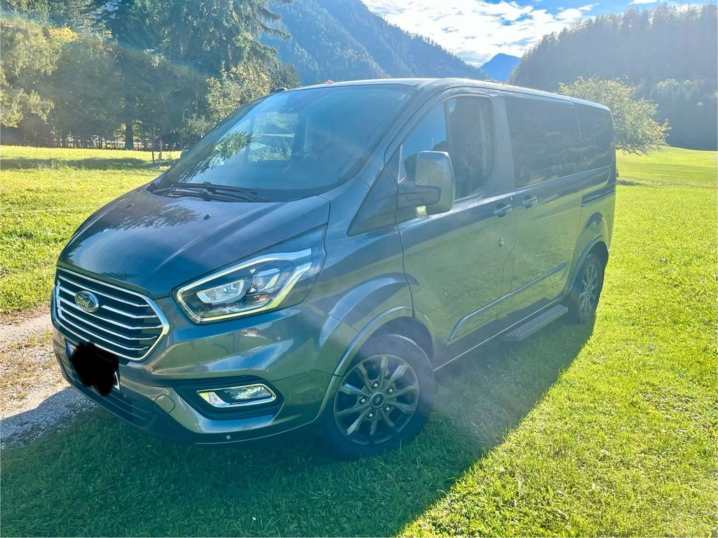 Image of Ford Tourneo Custom