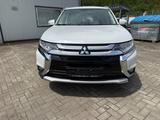 Mitsubishi Outlander 2.2 DI-D Top ClearTec 4WD Top - gebrauchte Mitsubishi Outlander aus dem Jahr 2016