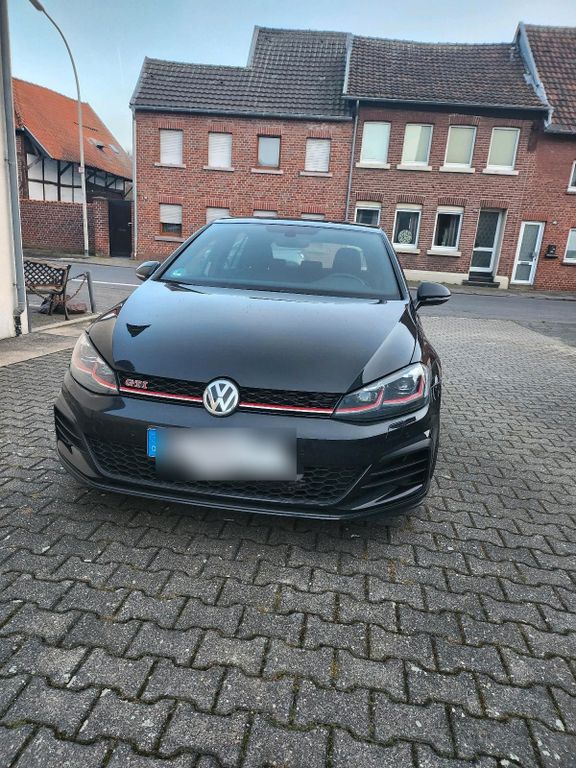 Image of Volkswagen Golf