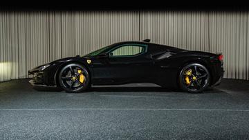 2021 Ferrari SF90 照片 9