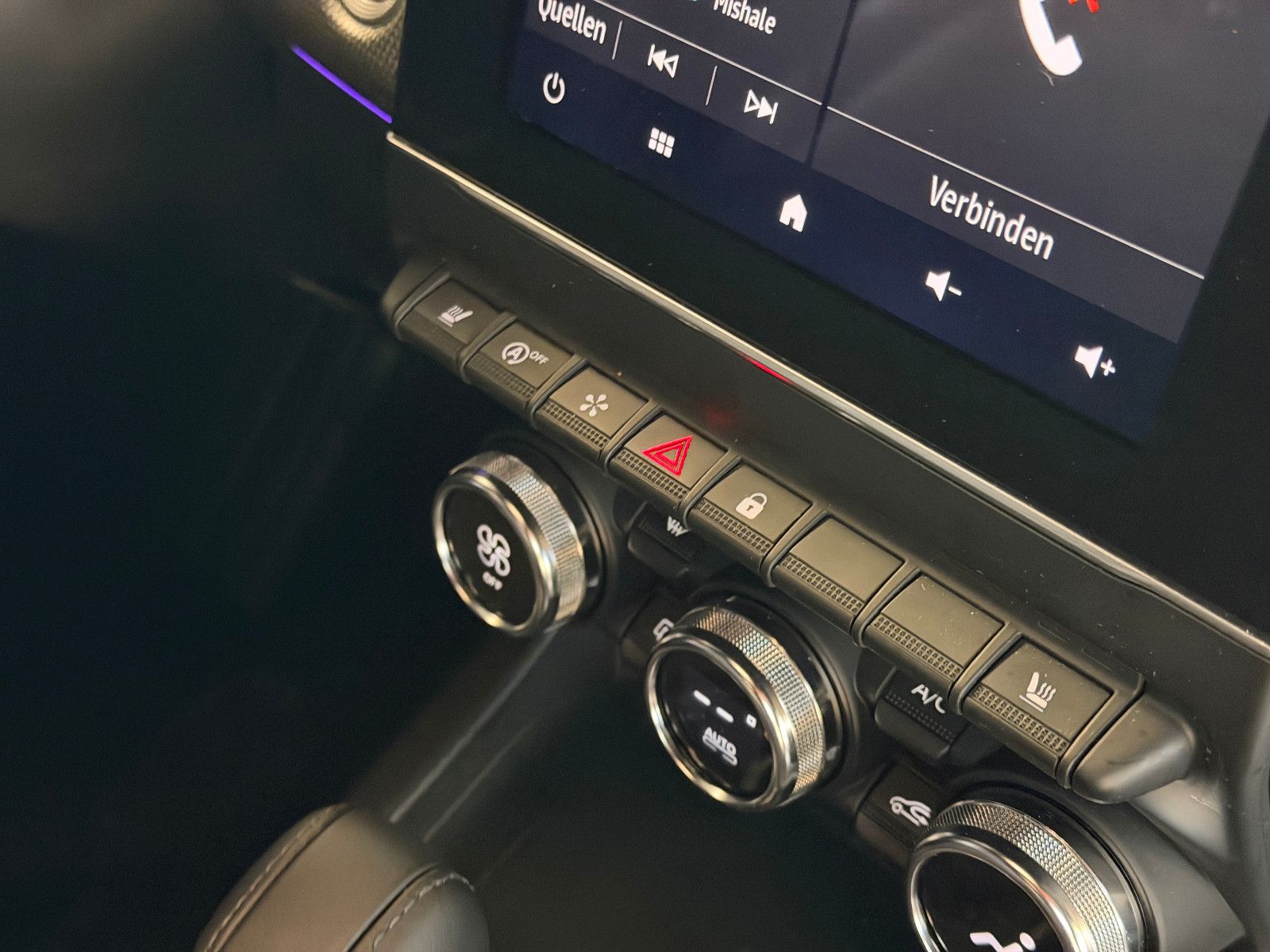 Fahrzeugabbildung Renault Arkana Techno/KAMERA/AMBIENTE/KAMERA/LEDER/ACC