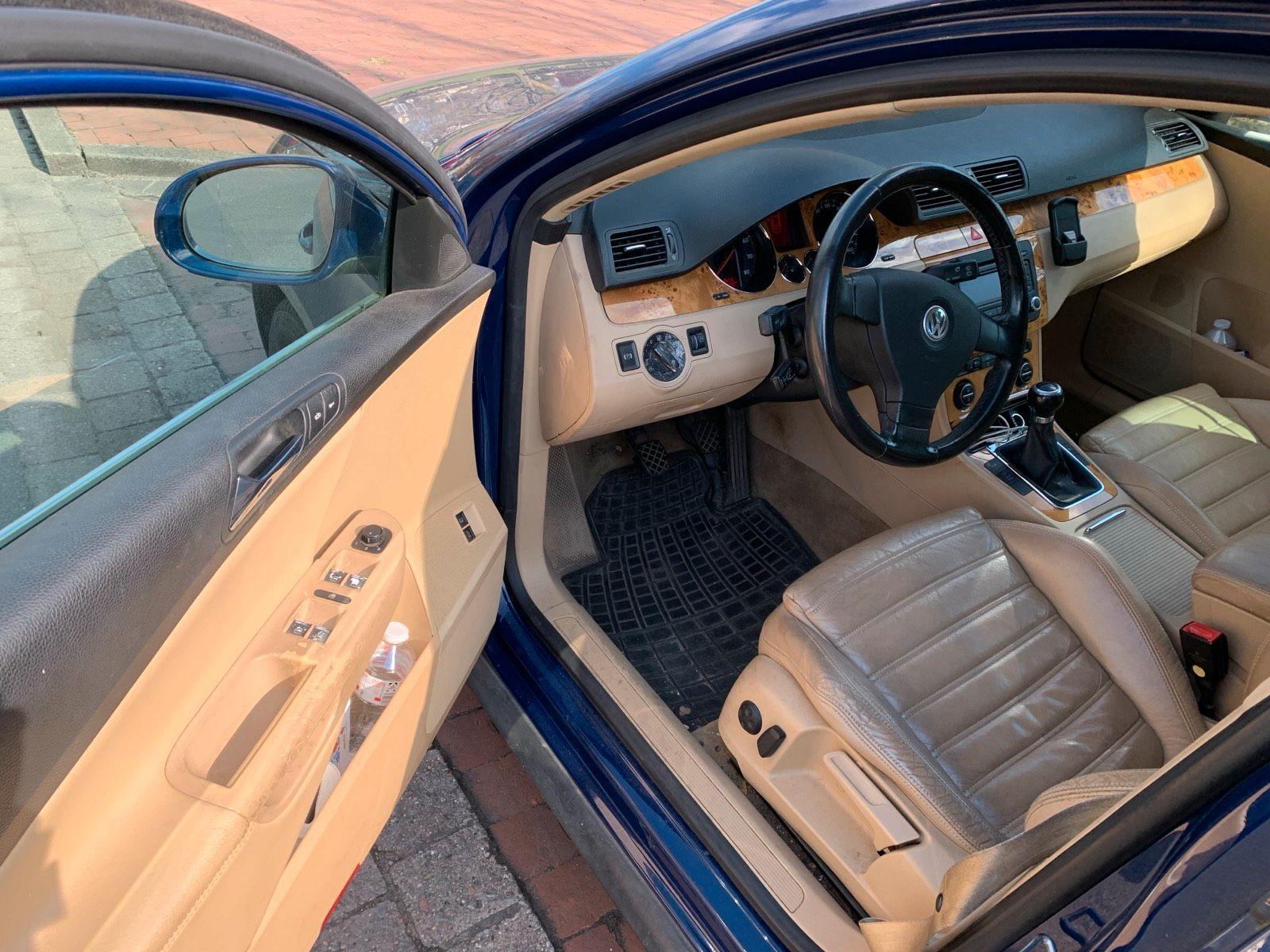 Volkswagen Passat 2005 — interior