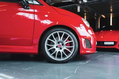 Fahrzeugabbildung Abarth 695 Tributo Ferrari *NR. 1016 / CARBON / SABELT*