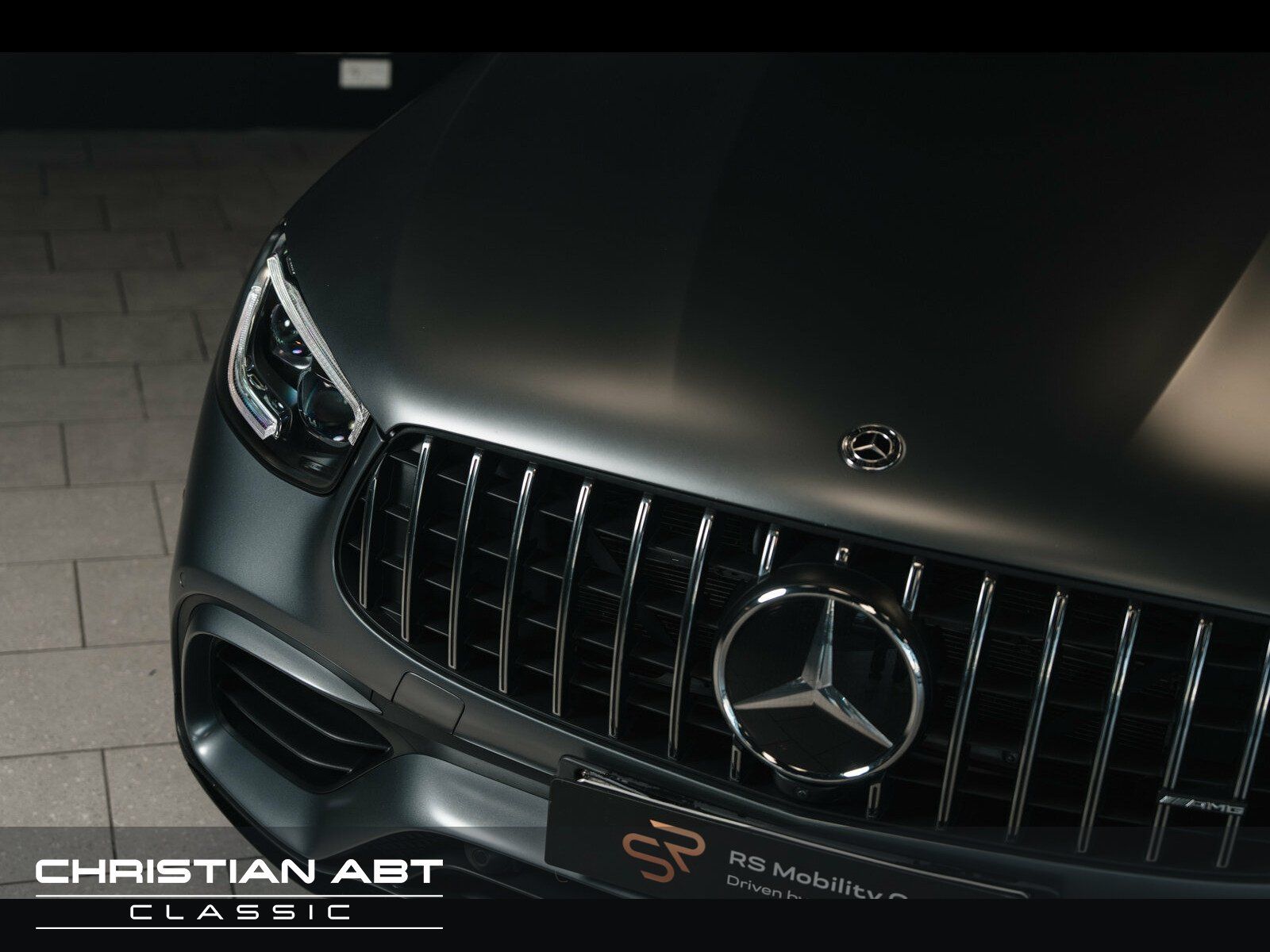 Fahrzeugabbildung Mercedes-Benz GLC 63 AMG 4Matic Burmester Pano designo