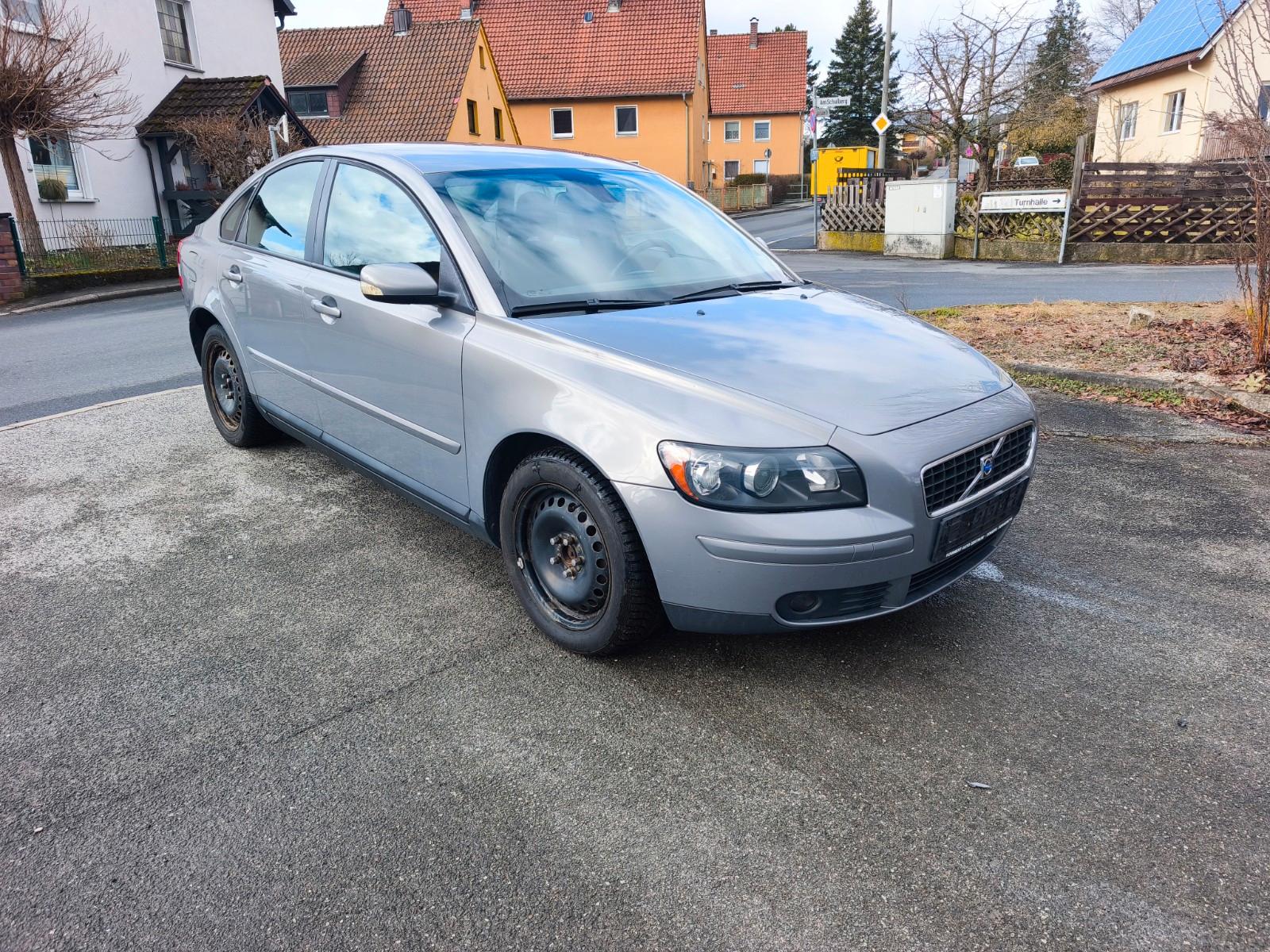 Volvo S40 1.8 Momentum TÜV 2027 Klima Alufelgen