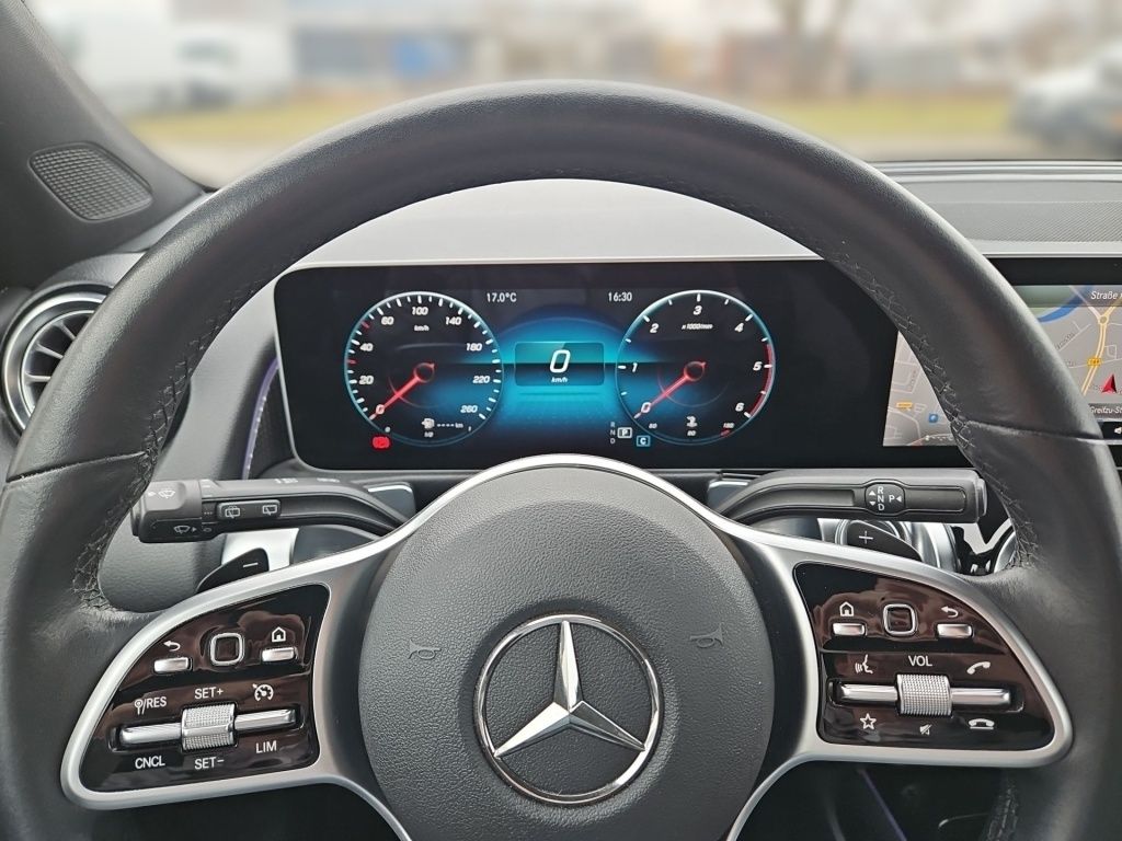 Fahrzeugabbildung Mercedes-Benz GLB 220 d 4M Progressive AHK Totwi. Navi SHZ KAM