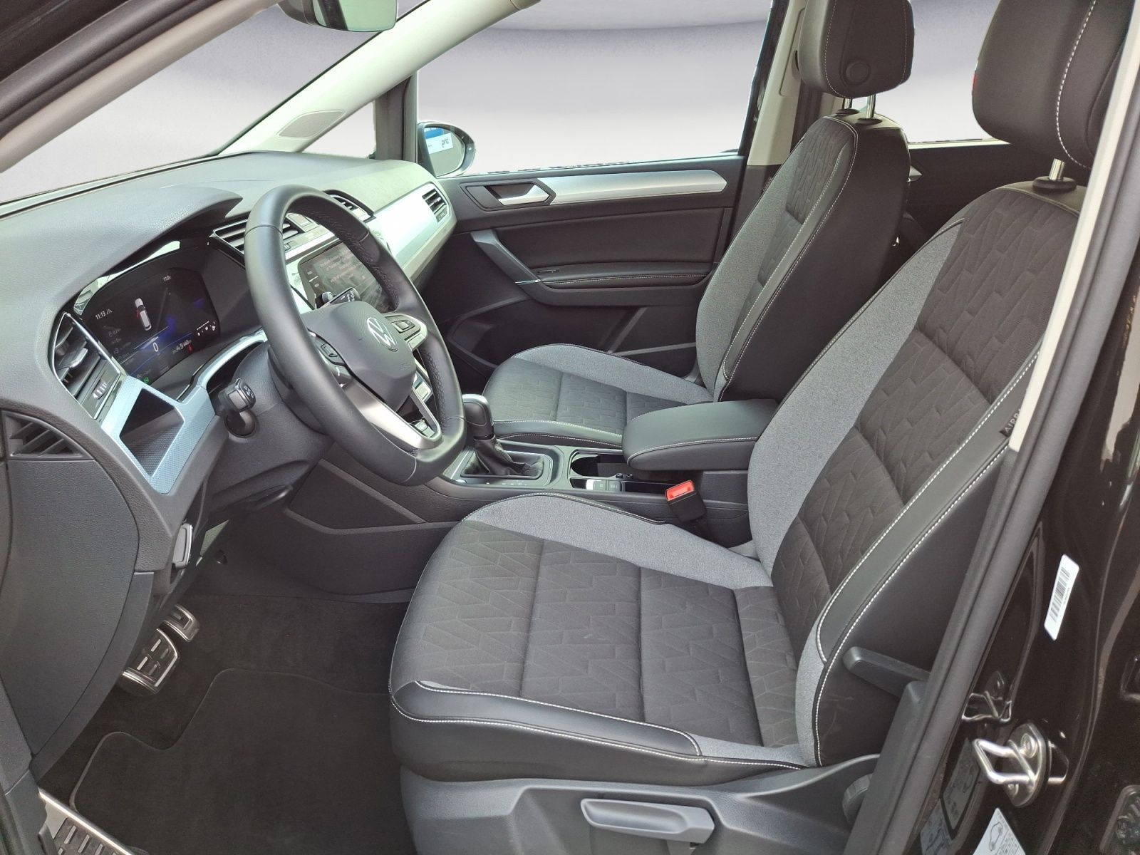 Volkswagen Touran - Bild 16