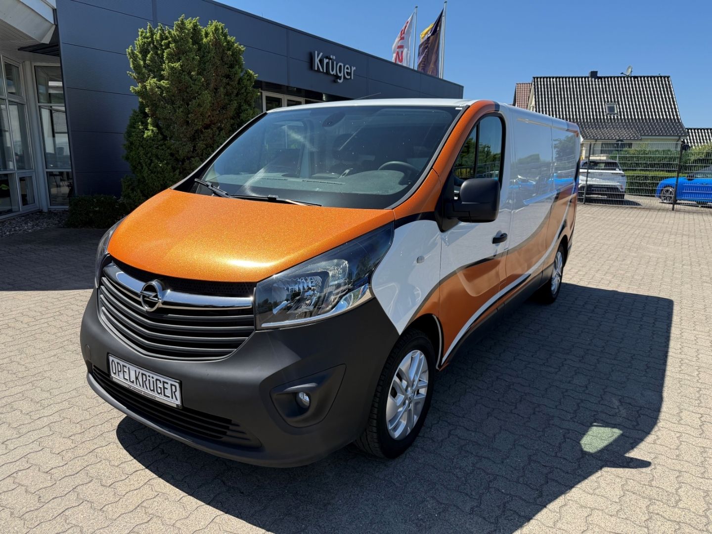 Fahrzeugabbildung Opel Vivaro B Kasten L2H1 Regalsystem+Kamera+AHK