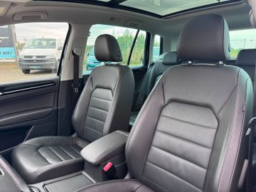 Volkswagen Golf - 12