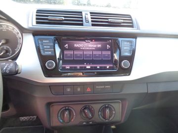 Bild 9 Skoda Fabia Combi Ambition 1.0TSI DSG PDC SML DAB TEMP