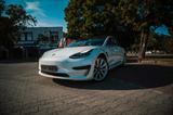Tesla Model 3 RWD mit FSD und USS Top zustand - Tesla Model 3 in Berlin