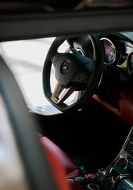 صورة مصغرة 18 لـ 2010 Mercedes-BENZ SLS AMG