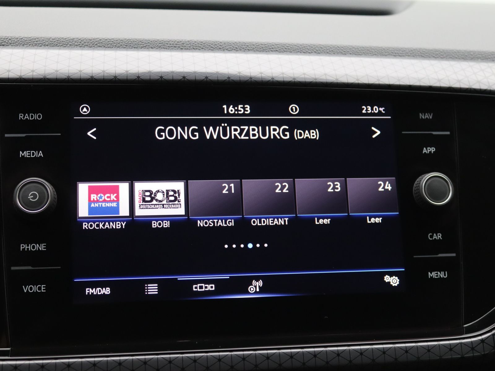Volkswagen T-Cross - Bild 17