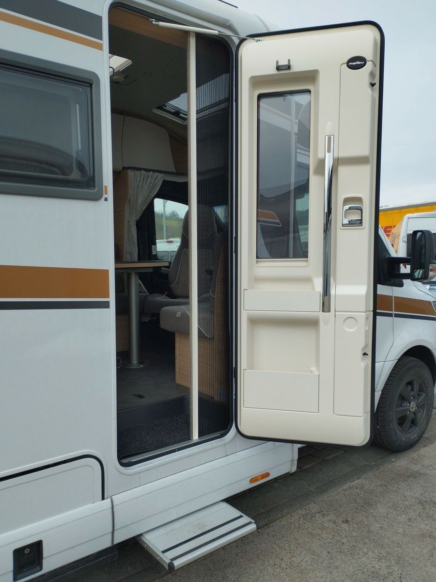 Fahrzeugabbildung Malibu T 430 KB LE comfort Navigation, RFK, TV
