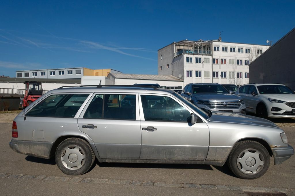 Angebot ansehen Mercedes-Benz E 200