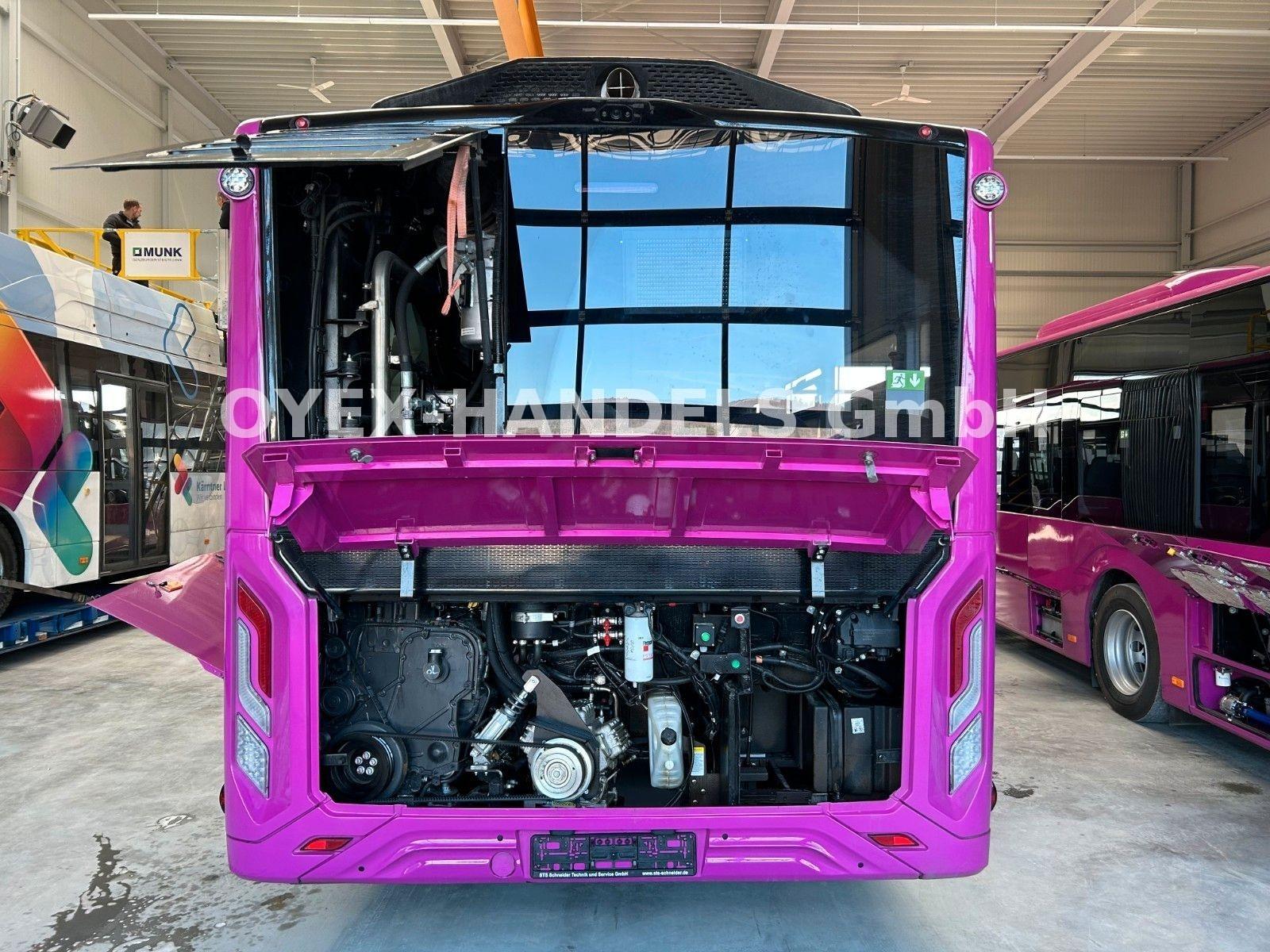 Isuzu CITIPORT 18 Klasse II GLZ ÜL  3-Türer 45+8 weiss