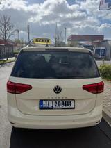 Volkswagen Touran 2.0 TDI SCR DSG Trendline TAXI - : Taxi, Von Privat