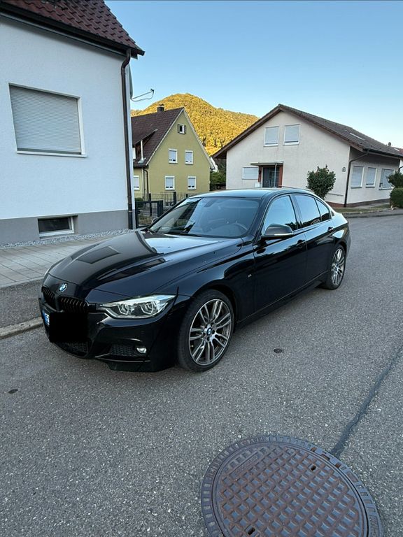 Image of BMW 320
