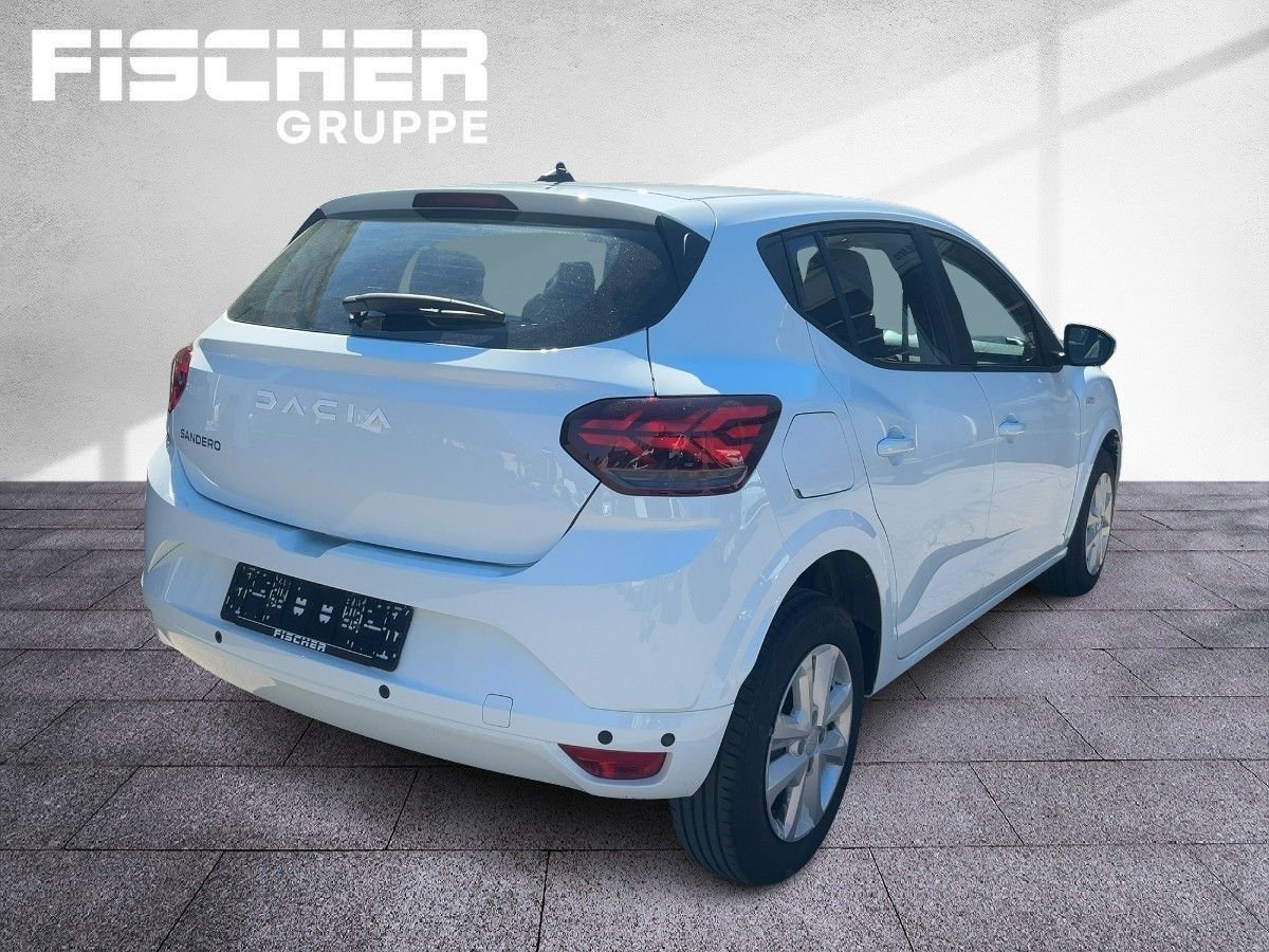 Fahrzeugabbildung Dacia Sandero Expression TCe 90