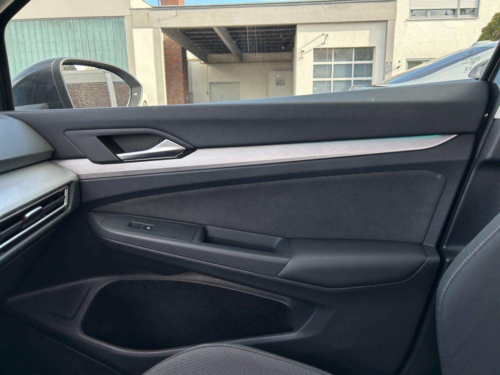 Volkswagen Golf 8 Var. 2.0 TDI Life PANO ACC PDC DIG.COCKPI, миниатюра 19