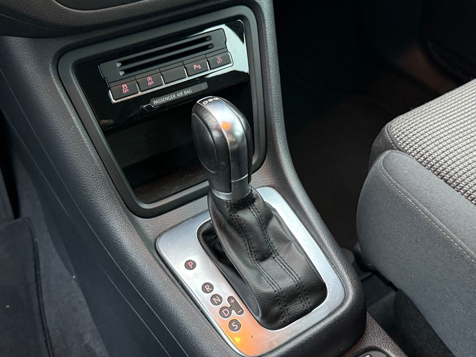 Fahrzeugabbildung Volkswagen Sharan Comfortline BMT DSG Navi Kamera SHZ Klima