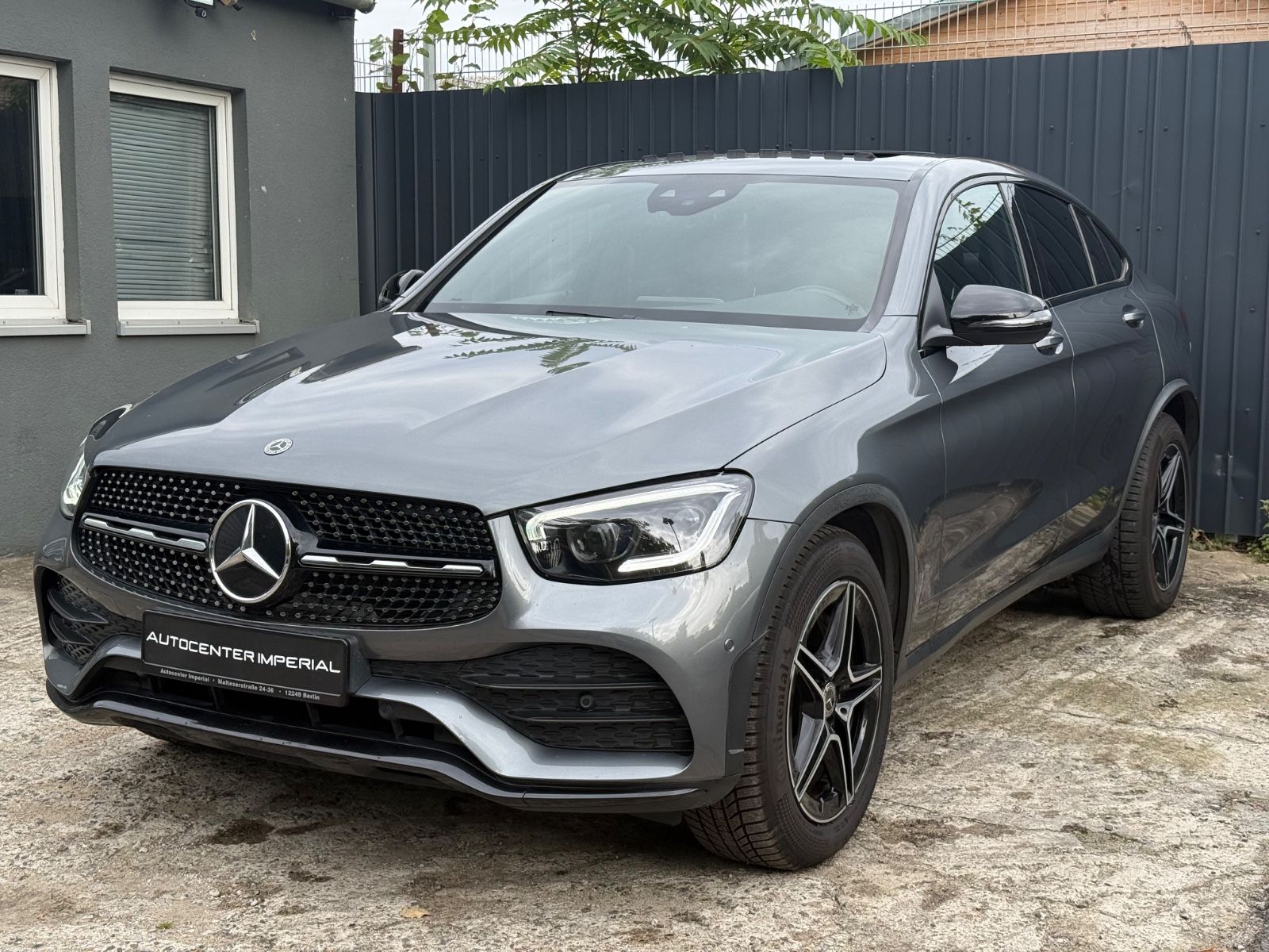 Mercedes-Benz GLC 220 d Coupé 4Matic AMG Night S.Dach Multib foto 3