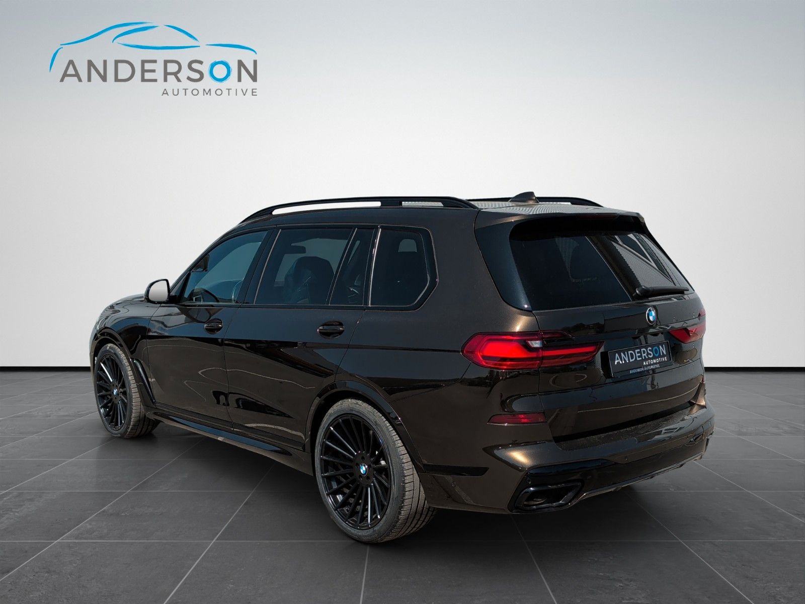 Fahrzeugabbildung BMW X7 M50i HUD B&W VOLL SHADOW LED TV CARBON 22"